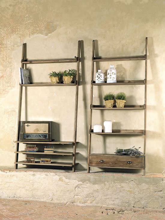 Guarnieri Wall shelf in solid pine is a product on offer at the best price