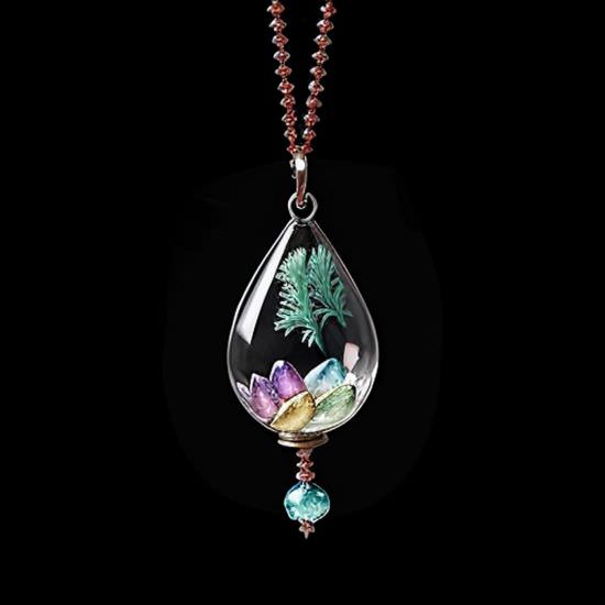 Pendant With Mosses And Lichens