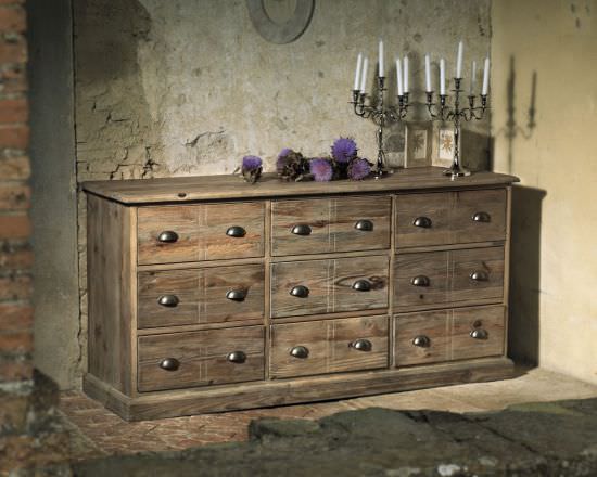 Guarnieri  Cassettiera In Pino Vecchio Con 9 Casset  un prodotto in offerta al miglior prezzo online